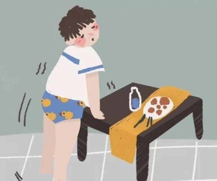 8岁的小女孩喜欢蹭桌角