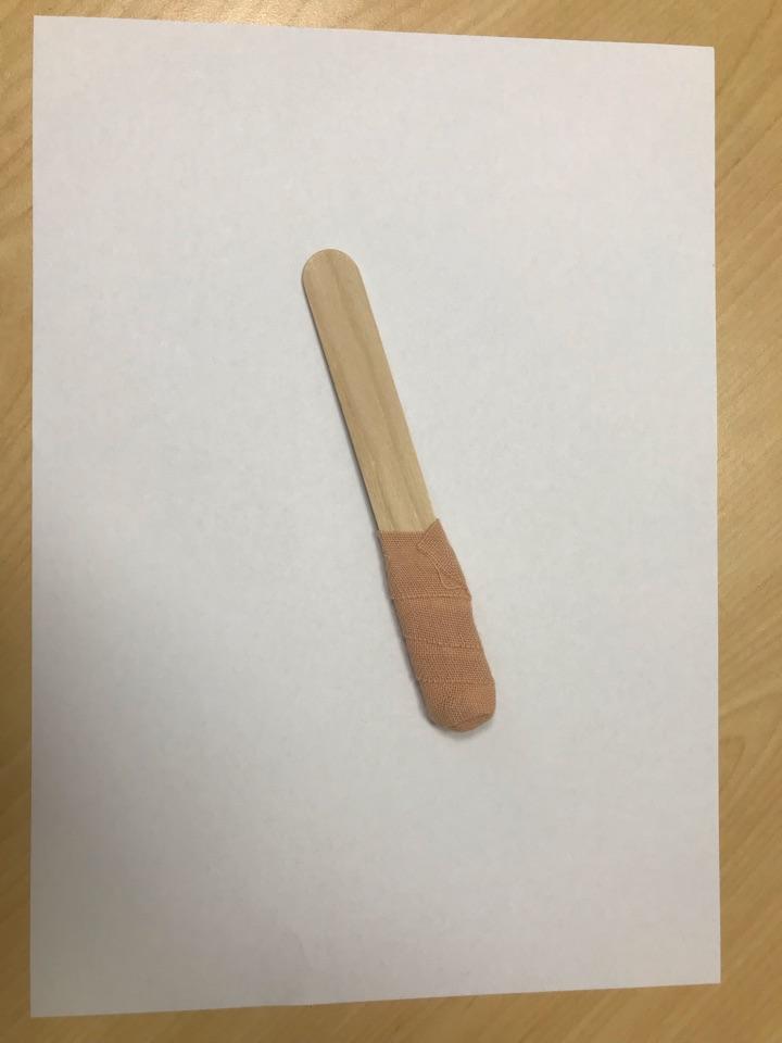 癫痫发作该怎么办?小小压舌板的大用途