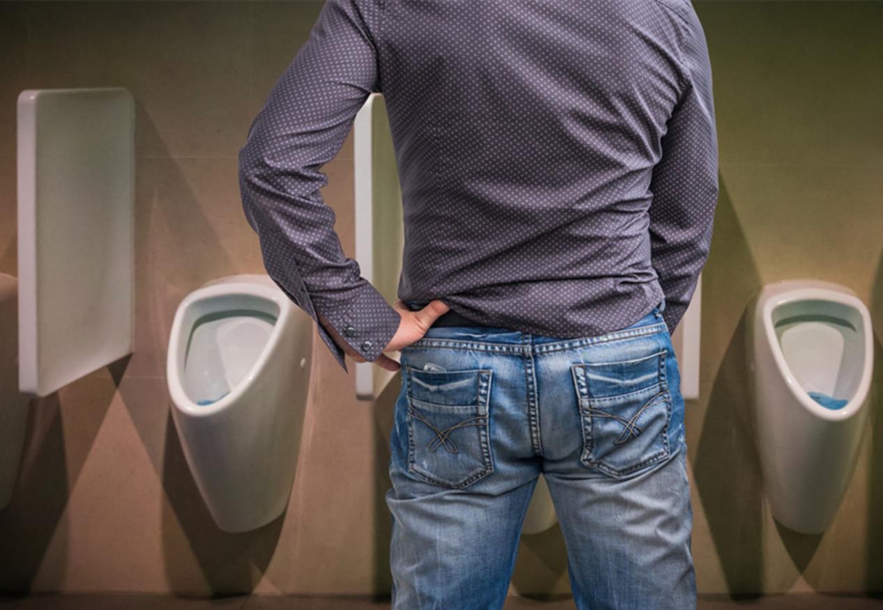 小便泡沫多就是蛋白尿吗会有什么不良后果吗