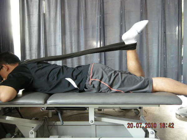 膝关节屈曲功能练习方法图解