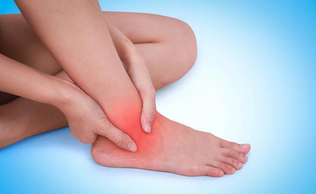 痛风让人痛不欲生如何迅速缓解症状这些治疗方法有助病情