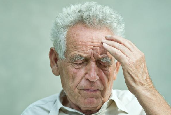 患上老年痴呆症5种信号很明显常吃3物增强记忆远离痴呆