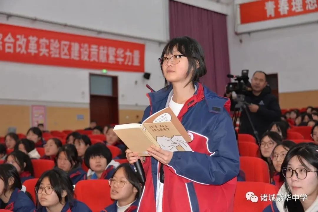 戴尅戎院士王金武教授团队赴山东省诸城市繁华中学进行科技部项目示范