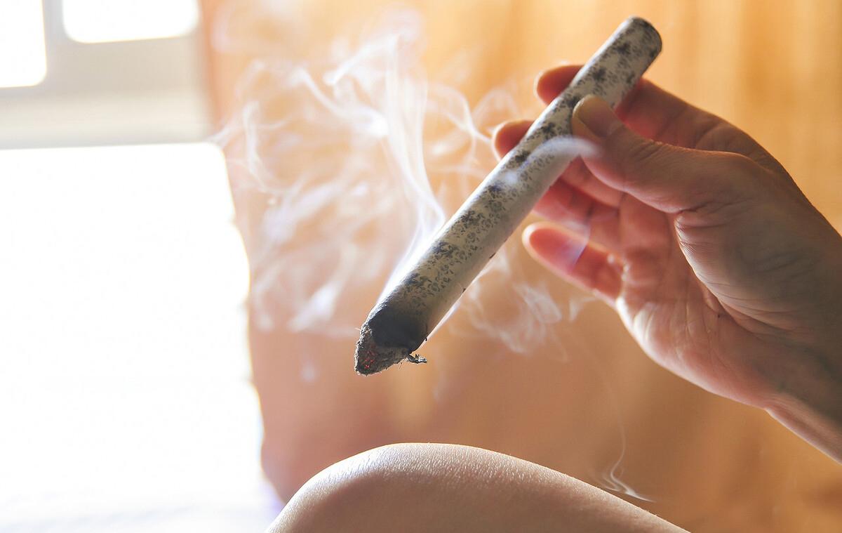 人抽烟,平时也很少做饭,怎么会有多个肺结节,会不会与经常艾灸有关系?